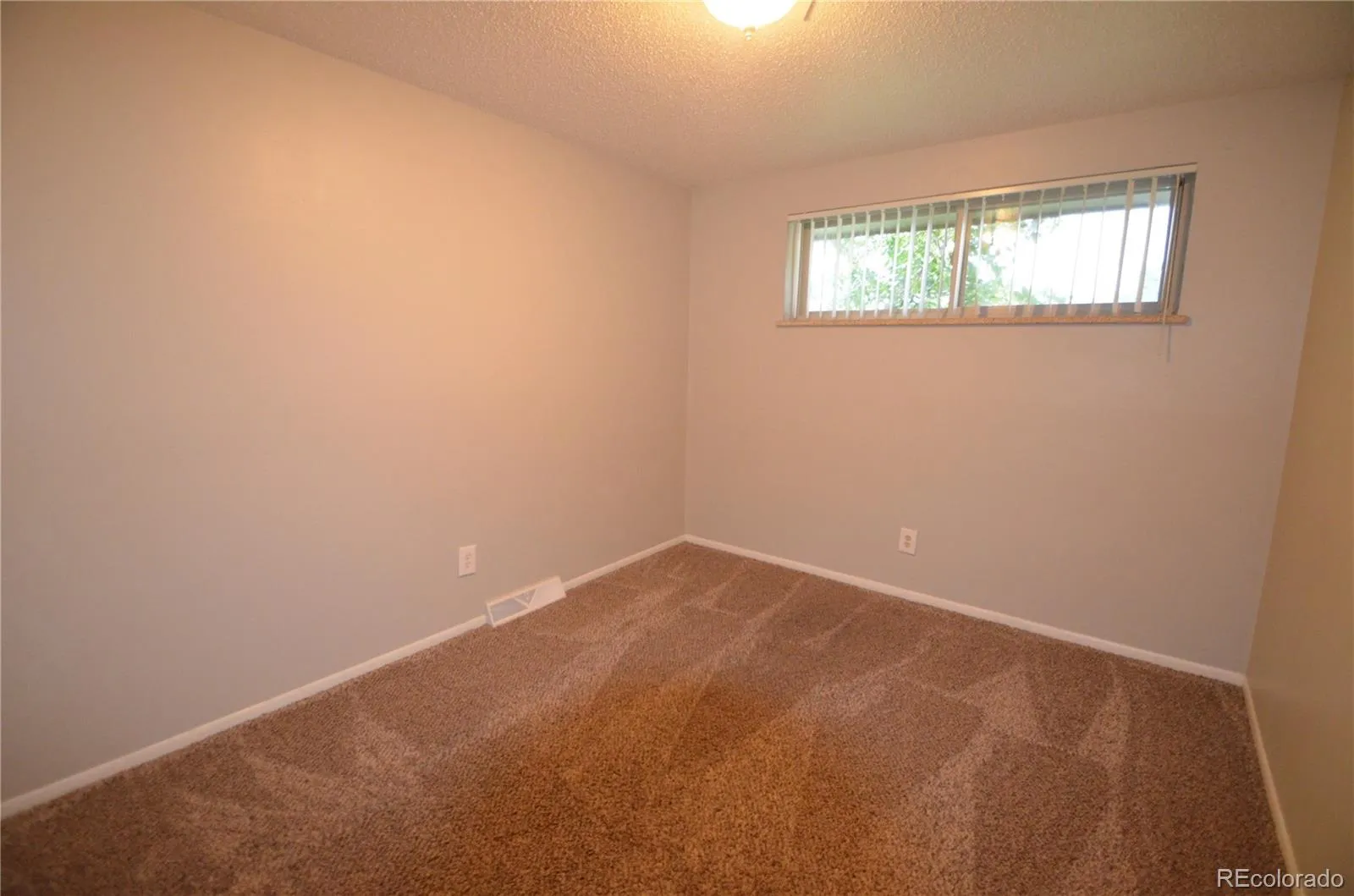 10800 E 4th Way Aurora CO 80010 | MLS #REC9764435 04282026201805 1600 18
