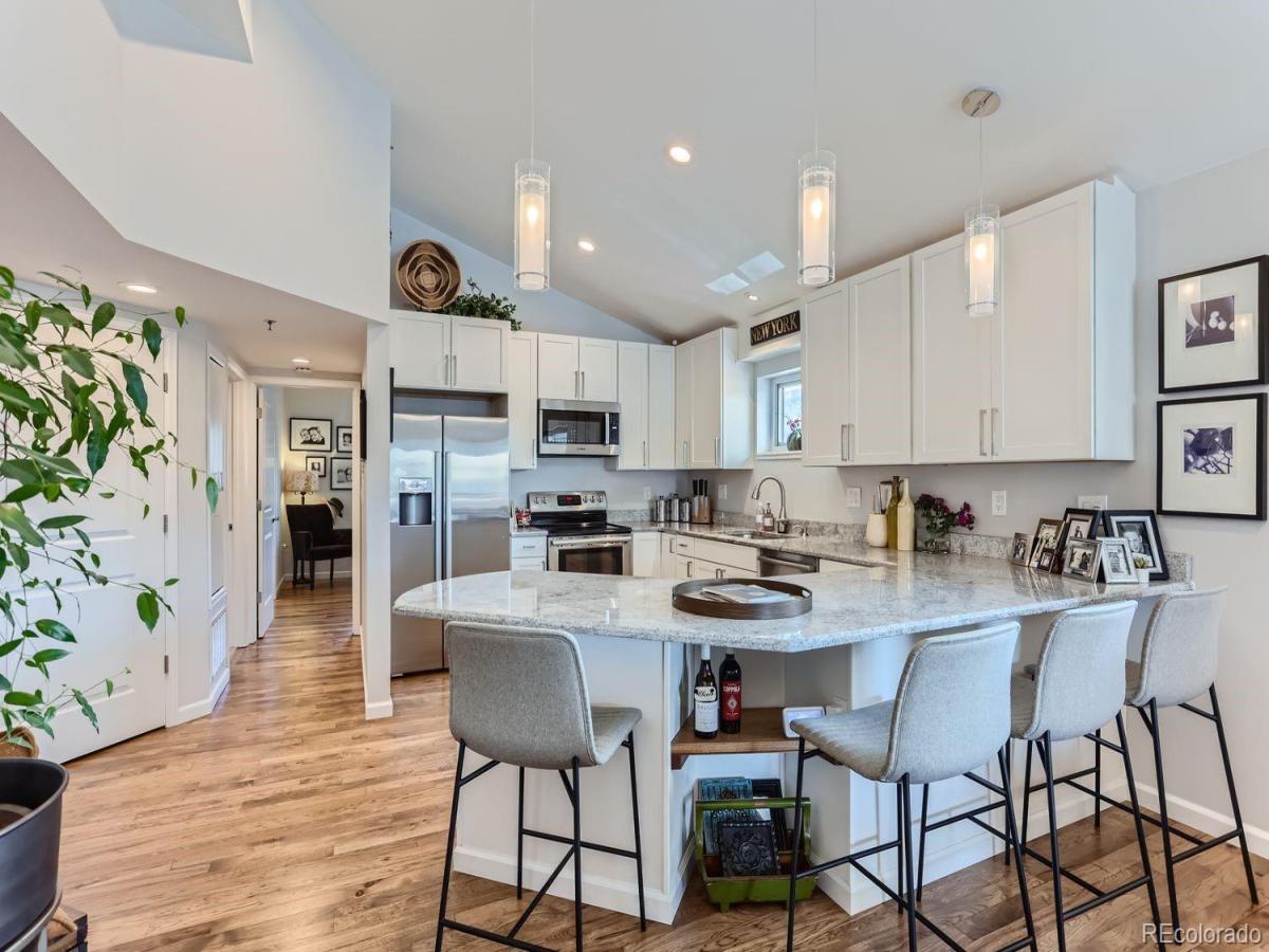 350 Detroit Street #204 Denver CO 80206 | MLS #REC9764453 MLS #REC9764453 image #0