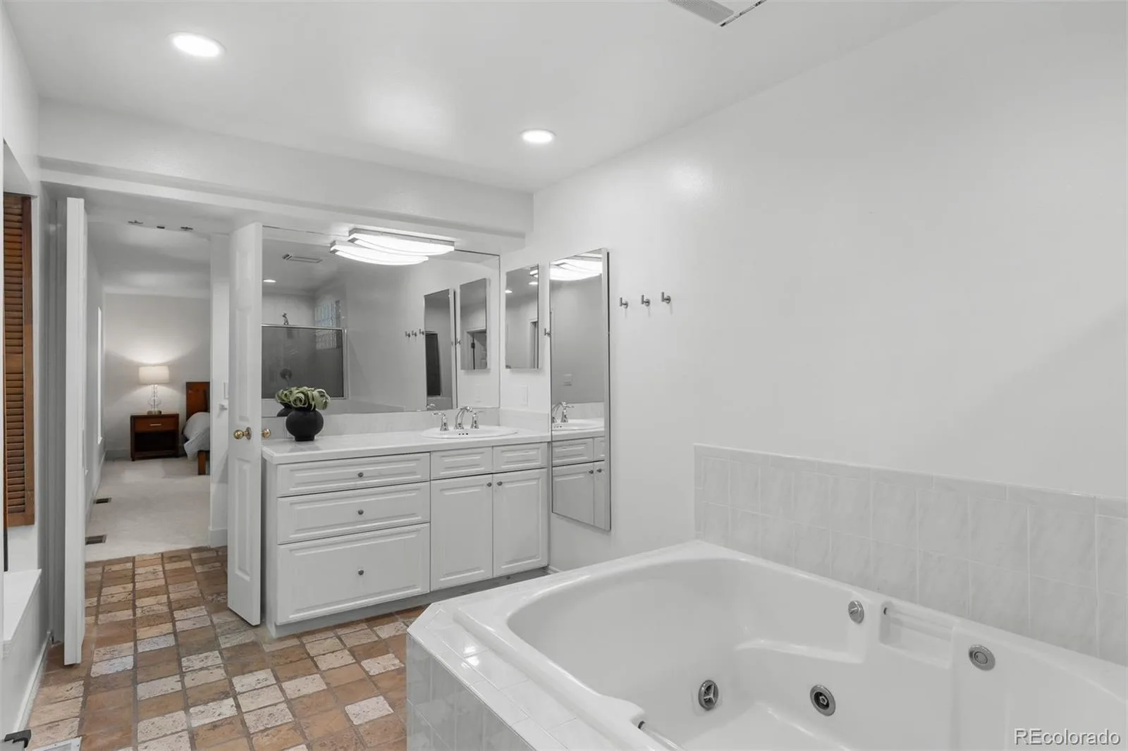 6264 S Elmira E Circle Englewood CO 80111 MLS #REC9765268 06092026151755 1600 10
