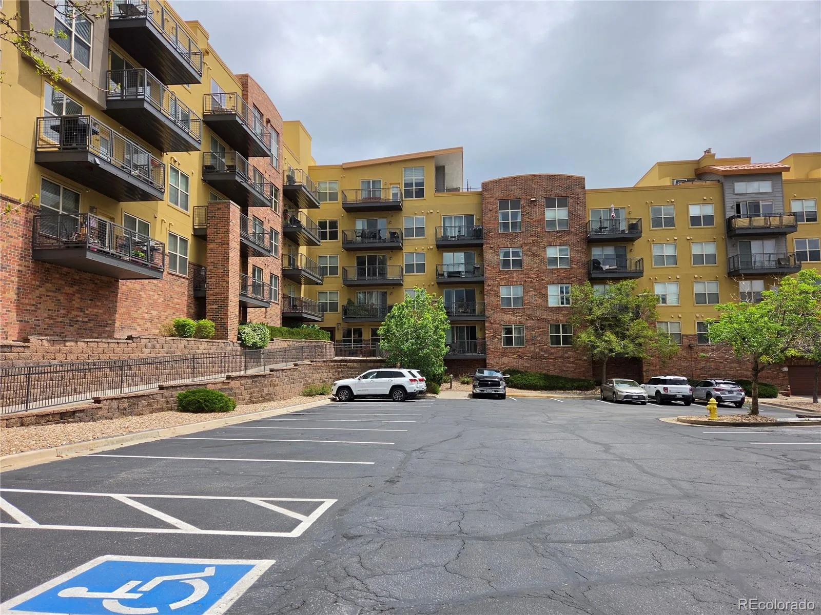9079 E Panorama Circle #221 Englewood CO 80112 | MLS #REC9769911 06082026212940 1600 26