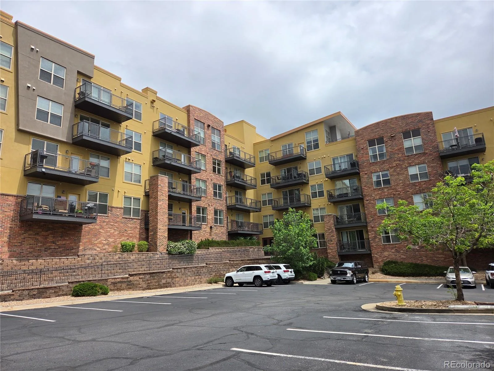 9079 E Panorama Circle #221 Englewood CO 80112 | MLS #REC9769911 06082026212940 1600 27