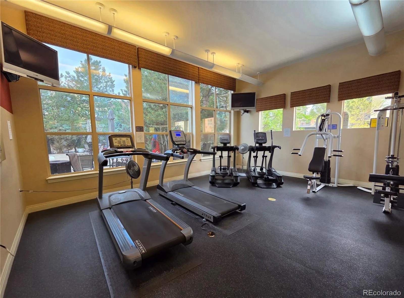 9079 E Panorama Circle #221 Englewood CO 80112 | MLS #REC9769911 06082026212940 1600 33