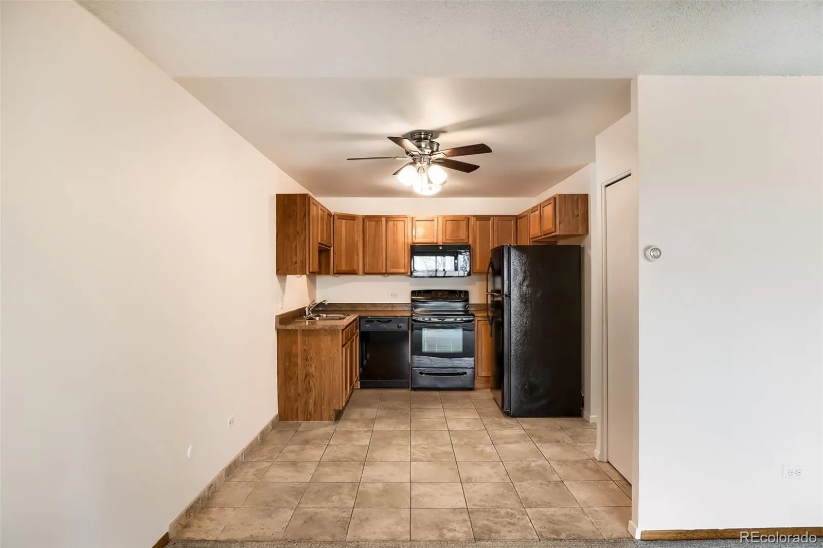 9155 E Center Avenue #2C Denver CO 80247 MLS #REC9770904 05262026212125 1600 11