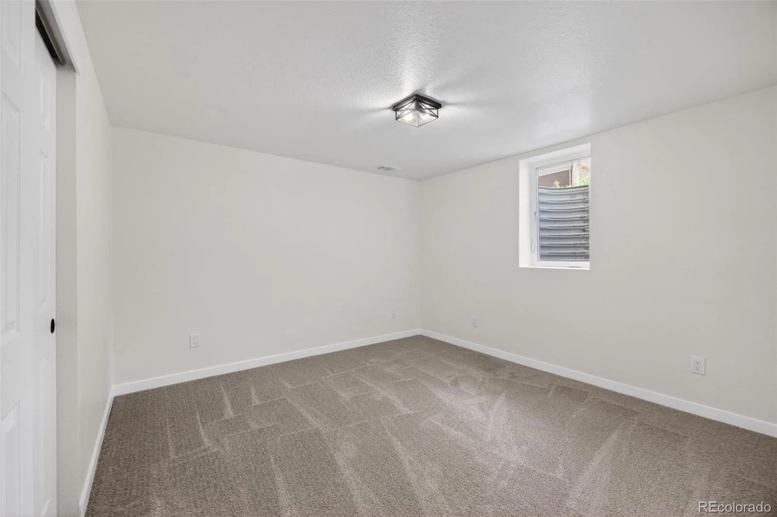 2651 S Chase Lane Lakewood CO 80227 MLS #REC9771457 05292026170205 1600 41