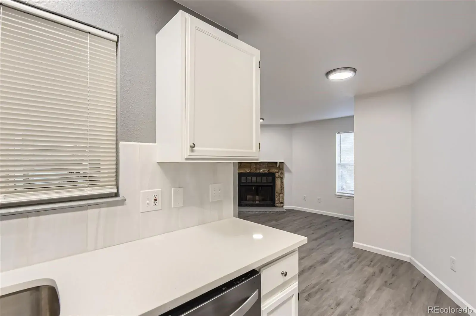 932 S Dearborn #8 #932 Aurora CO 80012 MLS #REC9772503 02142026000802 1600 6