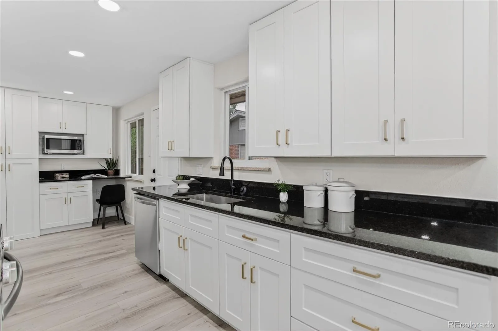 10523 W 62nd Place Arvada CO 80004 MLS #REC9772665 06082026212946 1600 35