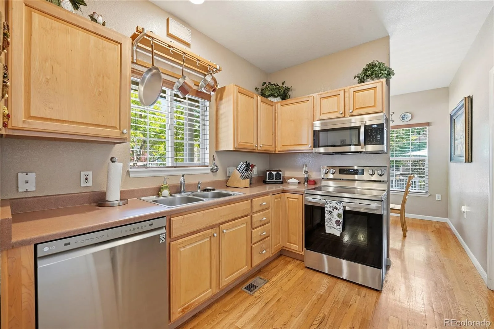 1490 Thunder Butte Road Castle Rock CO 80109 | MLS #REC9773756 07192026005554 1600 14