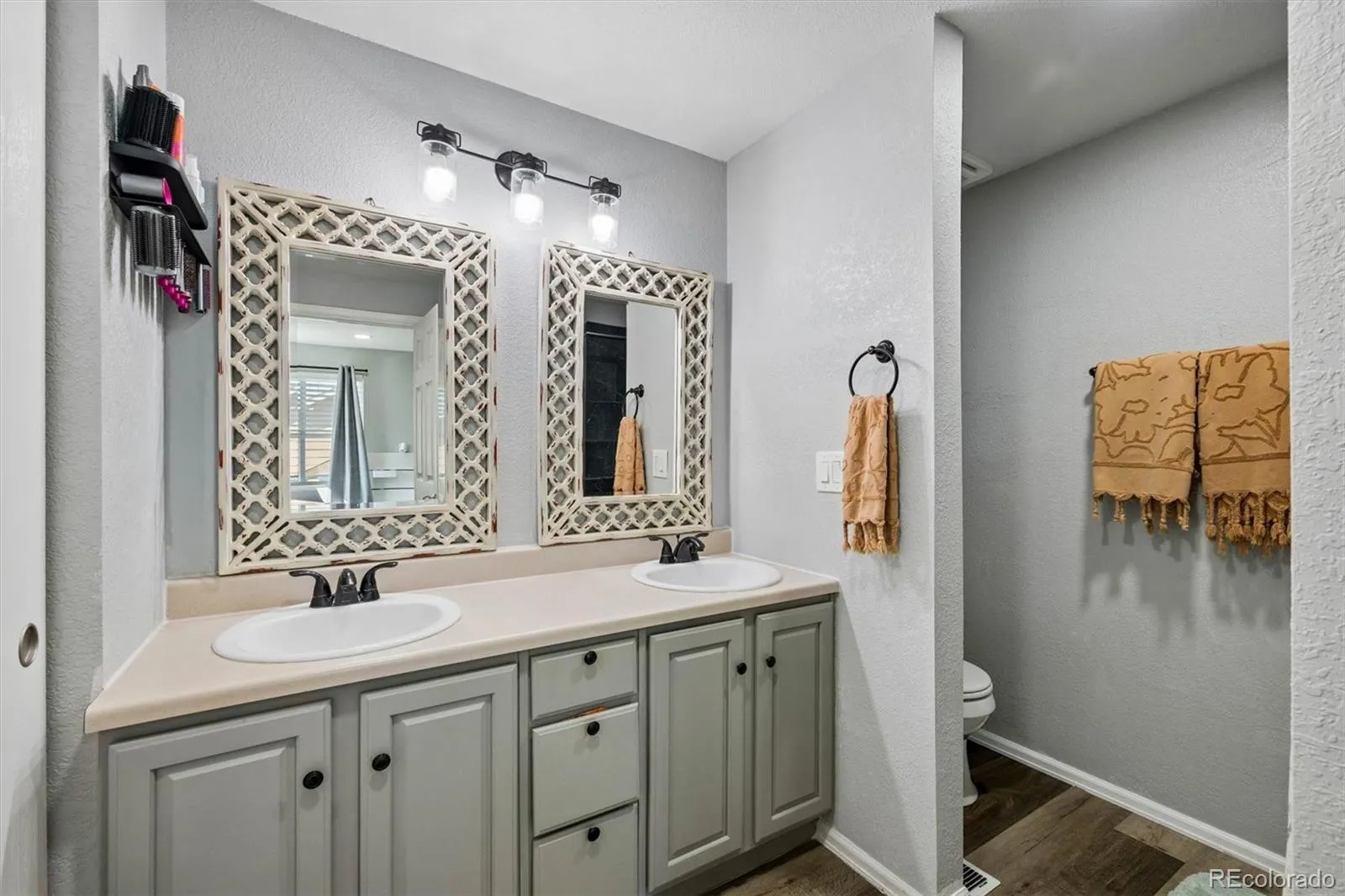 04062026214319 1600 10