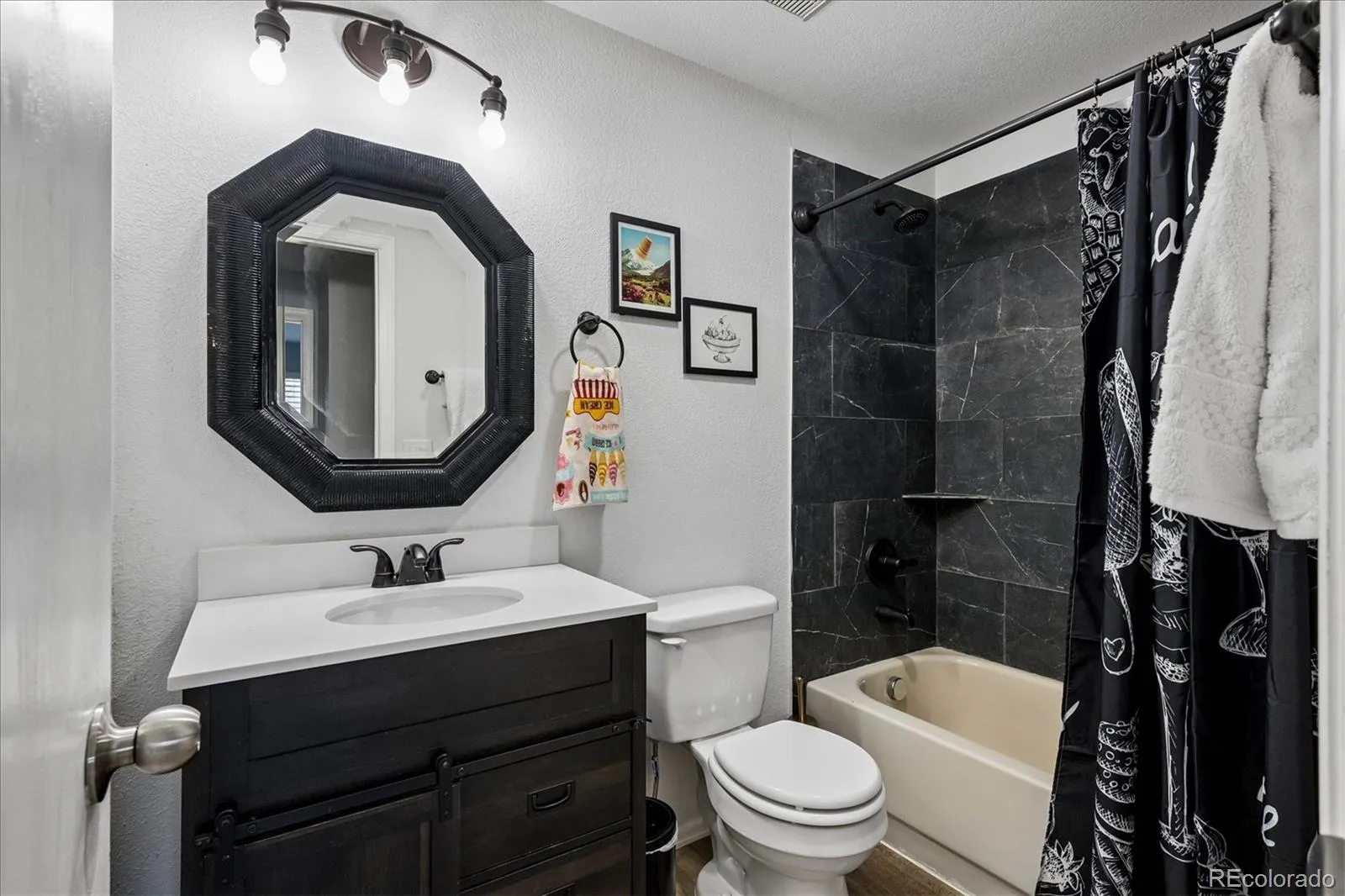 04062026214319 1600 14