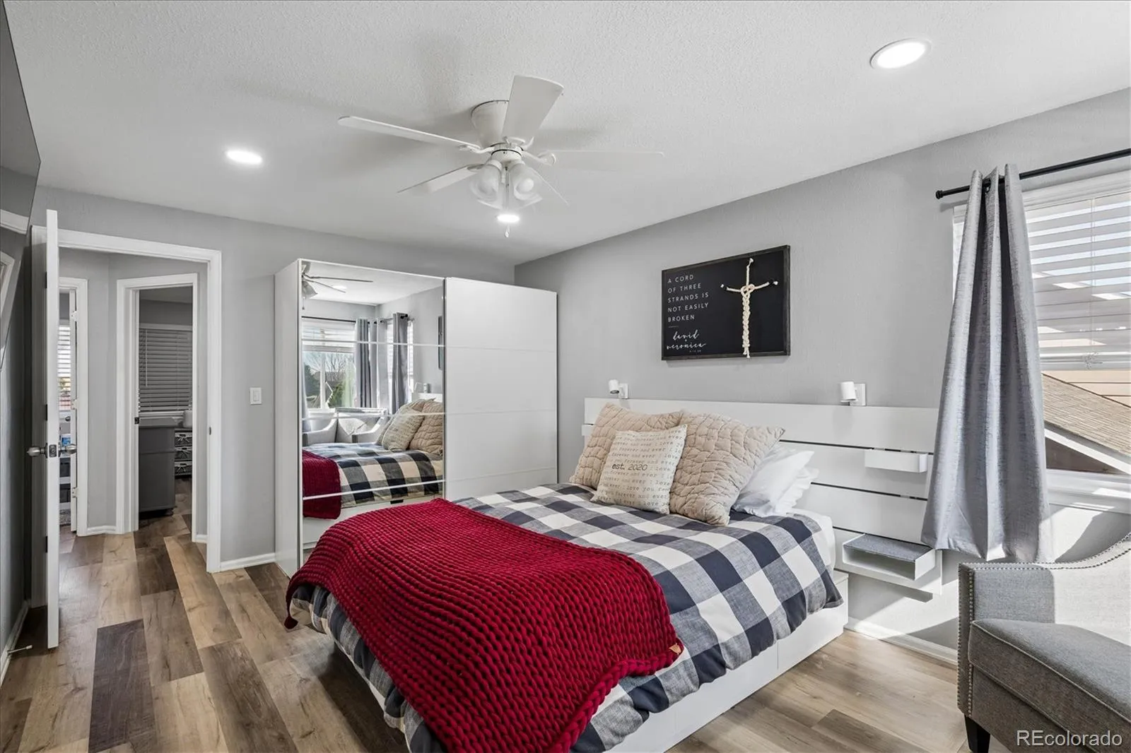 04062026214319 1600 9