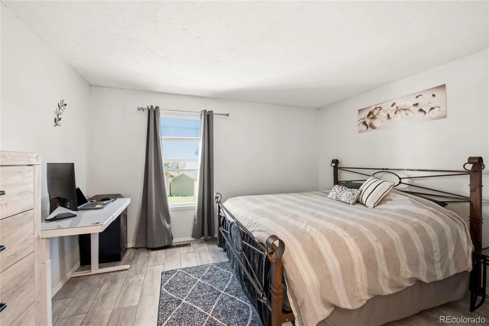 8805 W Floyd Avenue Lakewood CO 80227 | MLS #REC9773882 08102026155053 1600 16