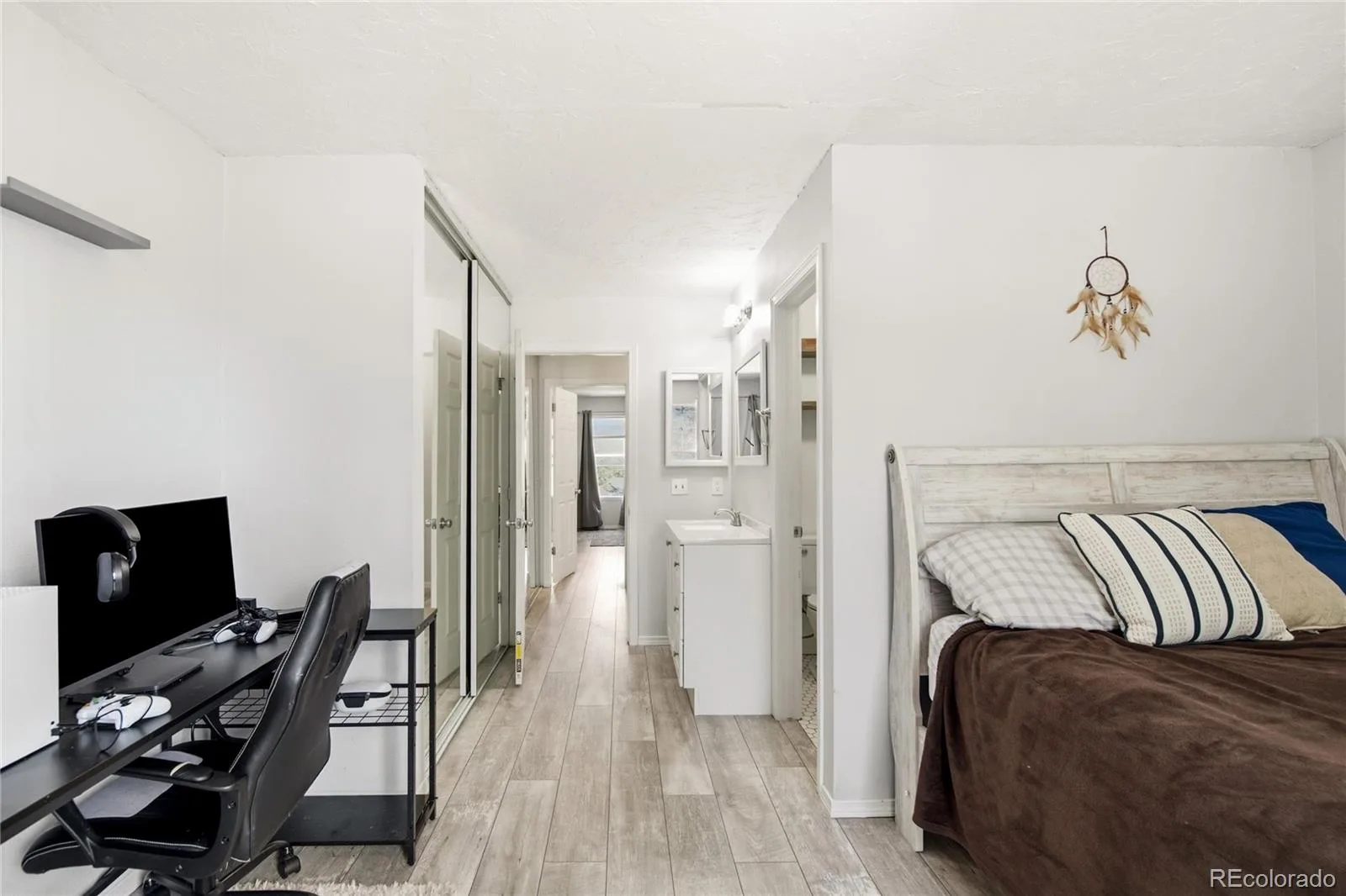 8805 W Floyd Avenue Lakewood CO 80227 | MLS #REC9773882 08102026155053 1600 19