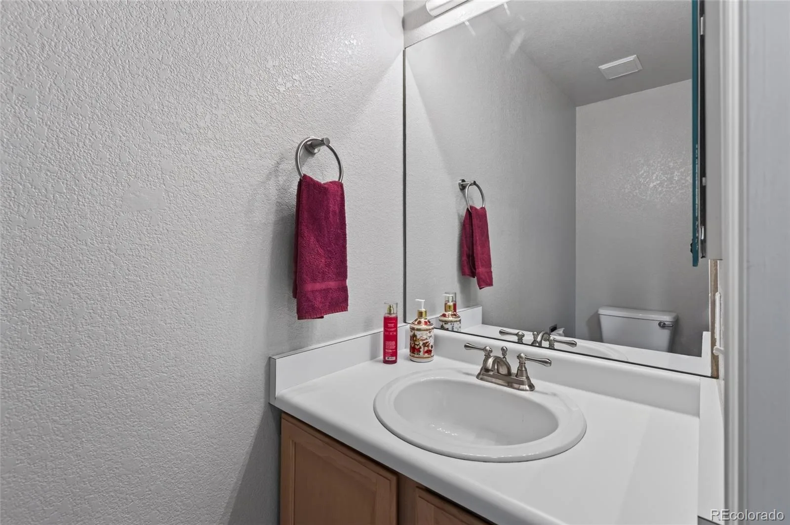 2092 S Xenia Way Denver CO 80231 | MLS #REC9774818 09222026171449 1600 16