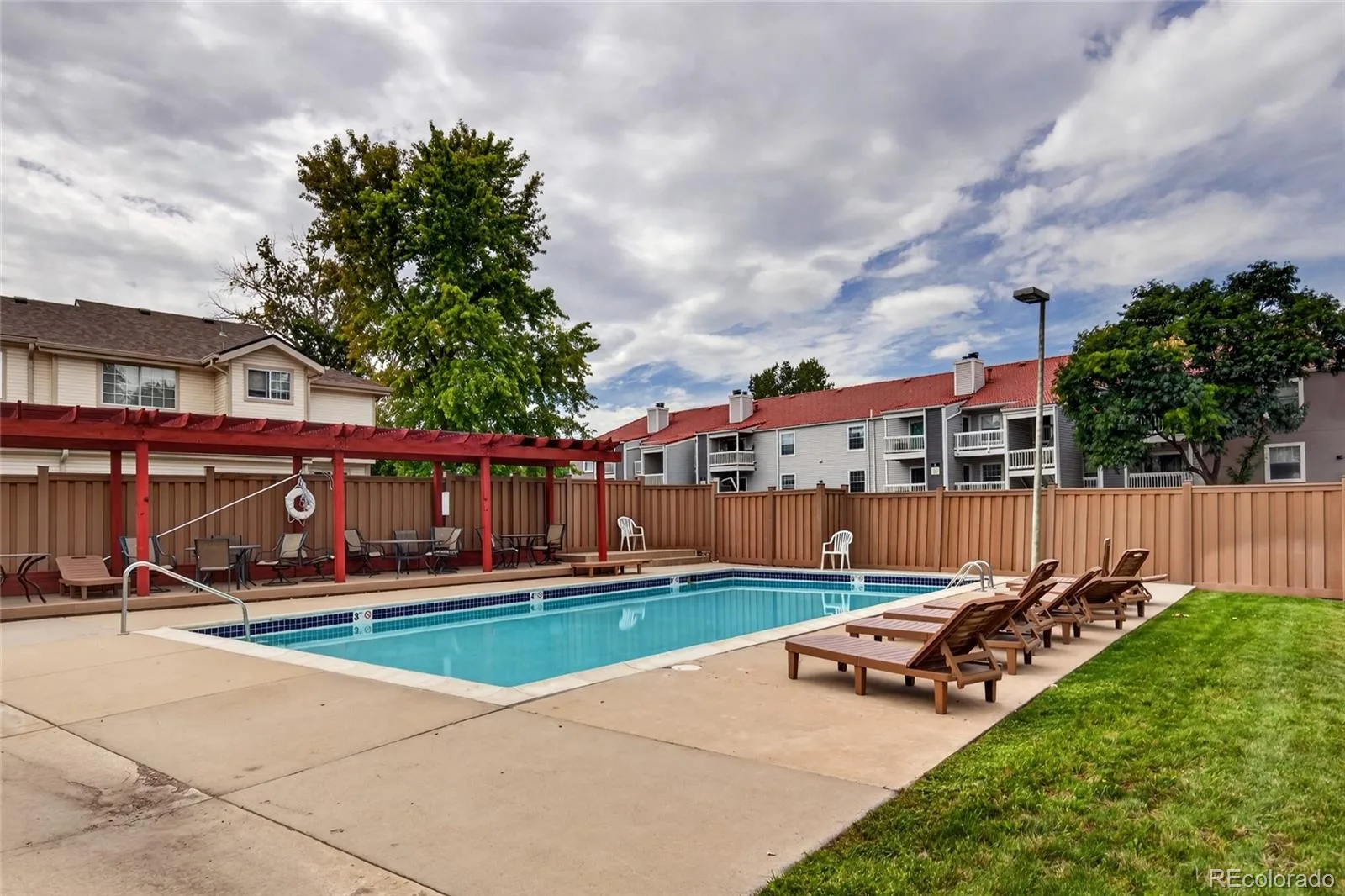 2092 S Xenia Way Denver CO 80231 | MLS #REC9774818 09222026171449 1600 35