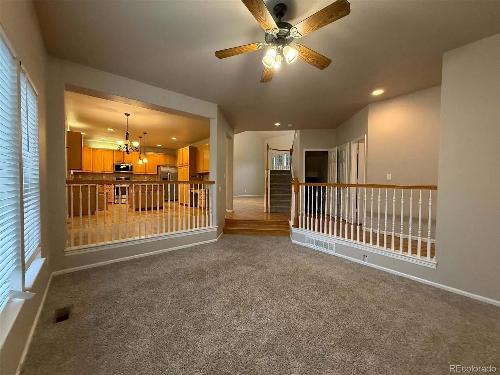 6111 S Kirk Street Aurora CO 80016 | MLS #REC9775778 09012026042656 1600 12