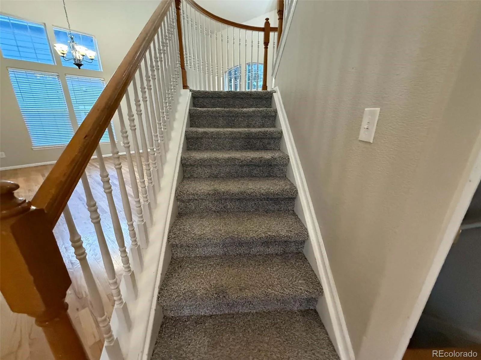 6111 S Kirk Street Aurora CO 80016 | MLS #REC9775778 09012026042656 1600 21