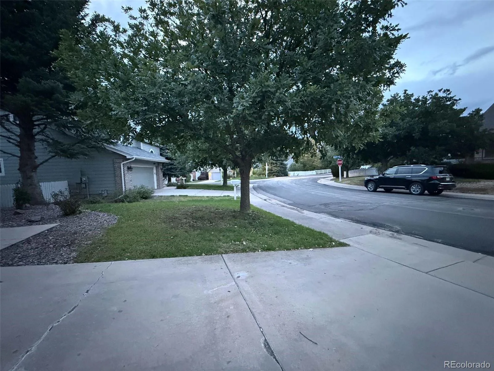 6111 S Kirk Street Aurora CO 80016 | MLS #REC9775778 09012026042656 1600 39