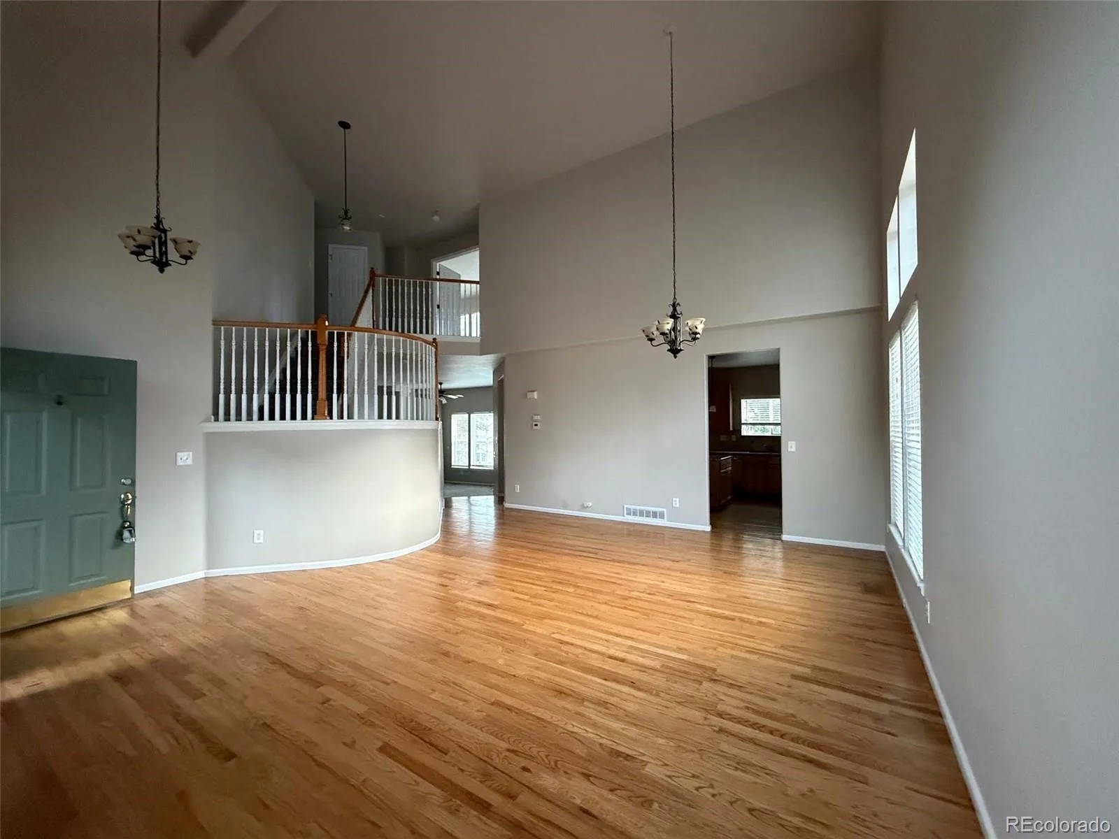 6111 S Kirk Street Aurora CO 80016 | MLS #REC9775778 09012026042656 1600 4