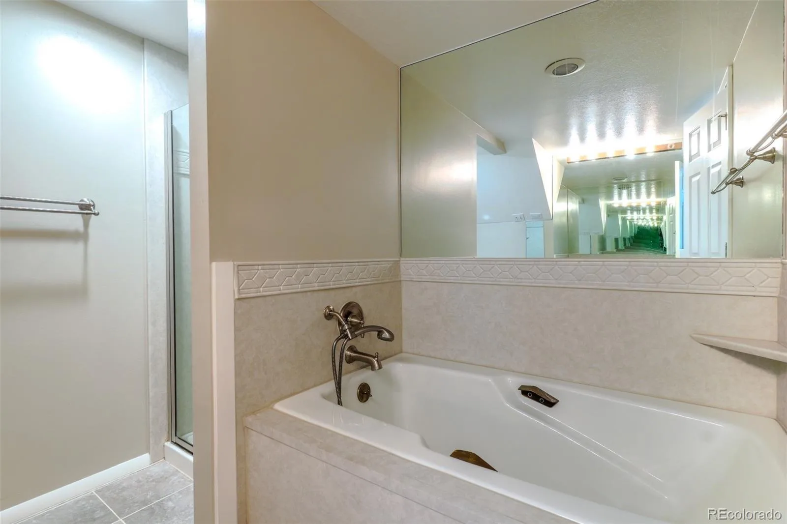 2267 S Yosemite Circle Denver CO 80231 | MLS #REC9779785 07302026001818 1600 22