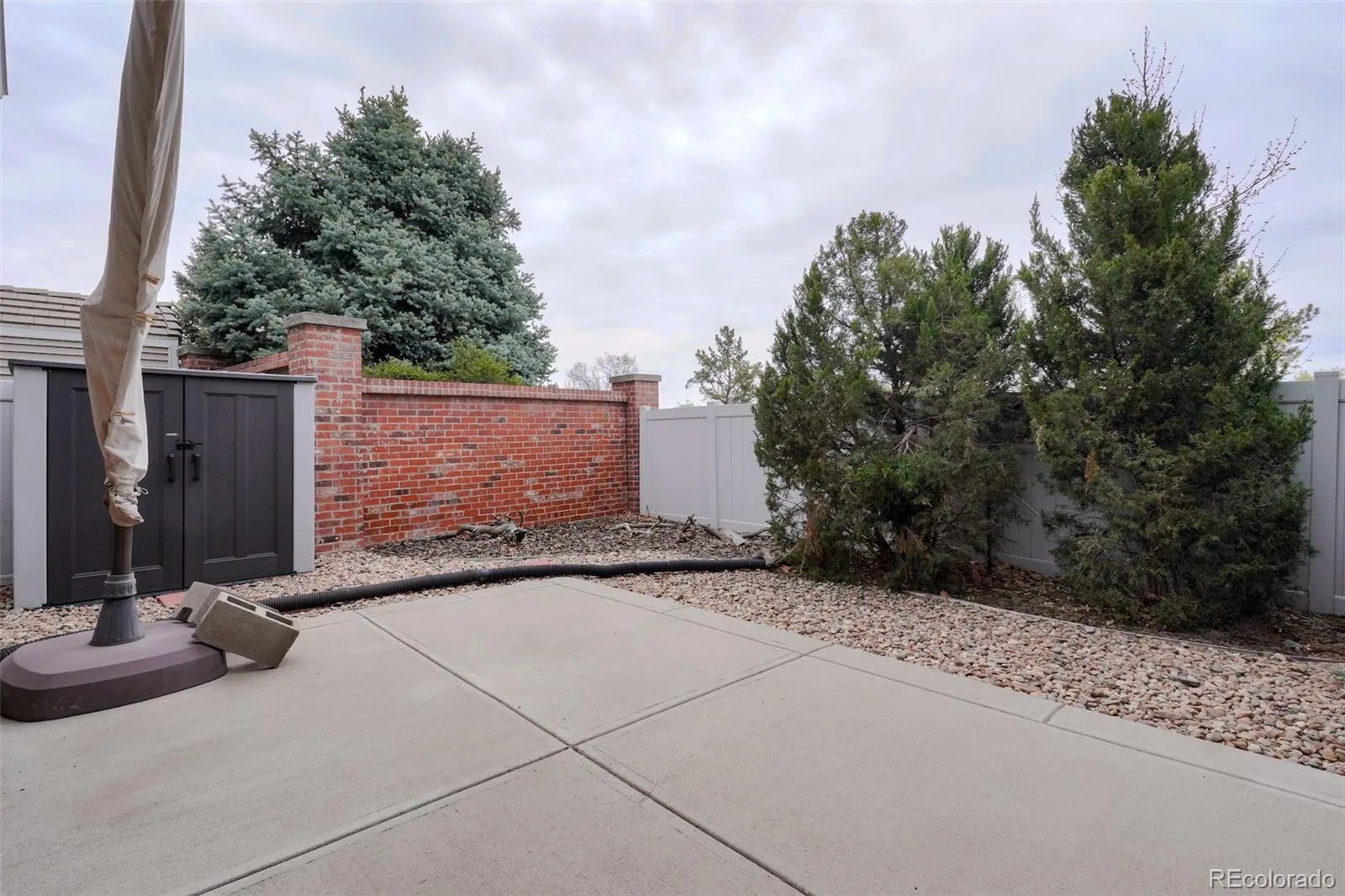 2267 S Yosemite Circle Denver CO 80231 | MLS #REC9779785 07302026001818 1600 31