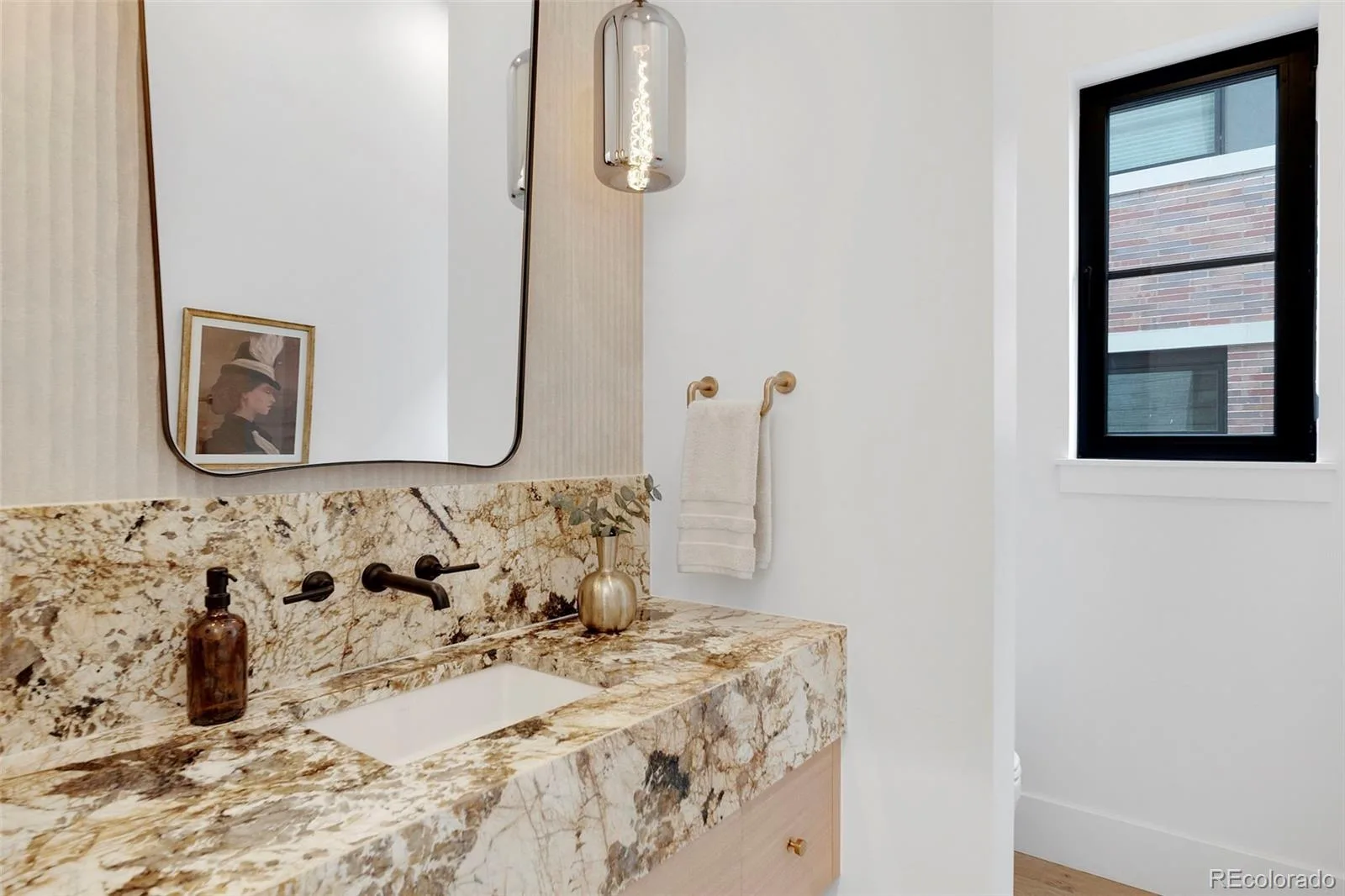 482 S Gilpin Street Denver CO 80209 MLS #REC9781172 06062026161942 1600 22