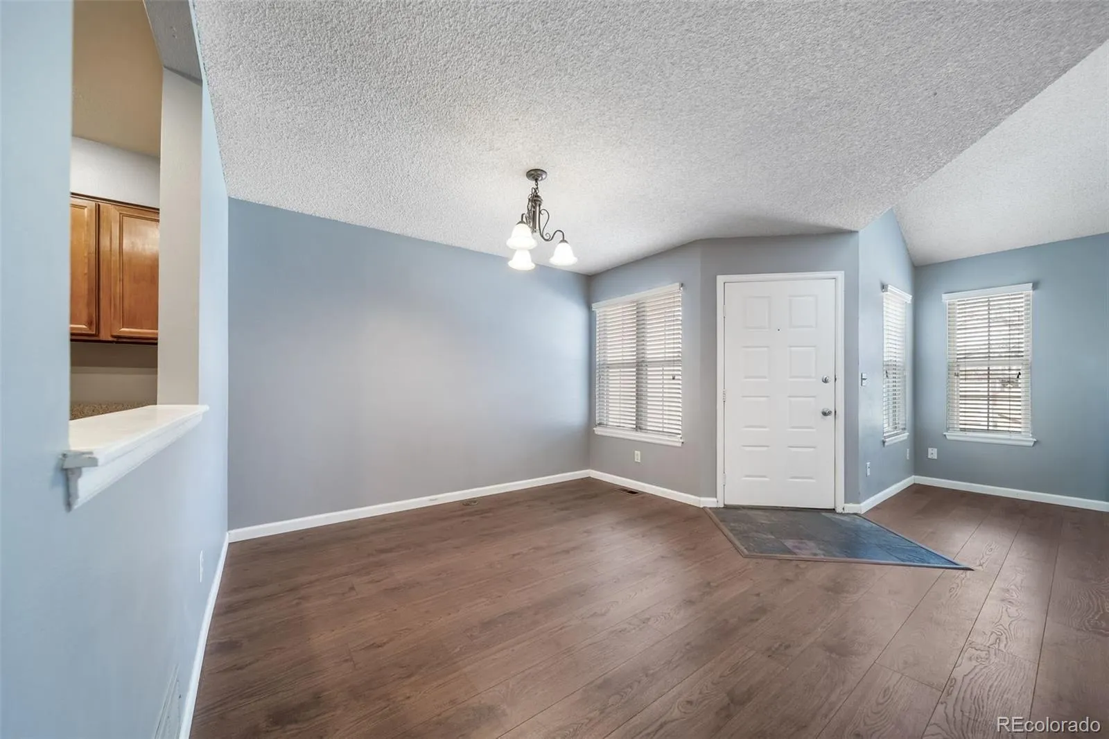 04102026165318 1600 15