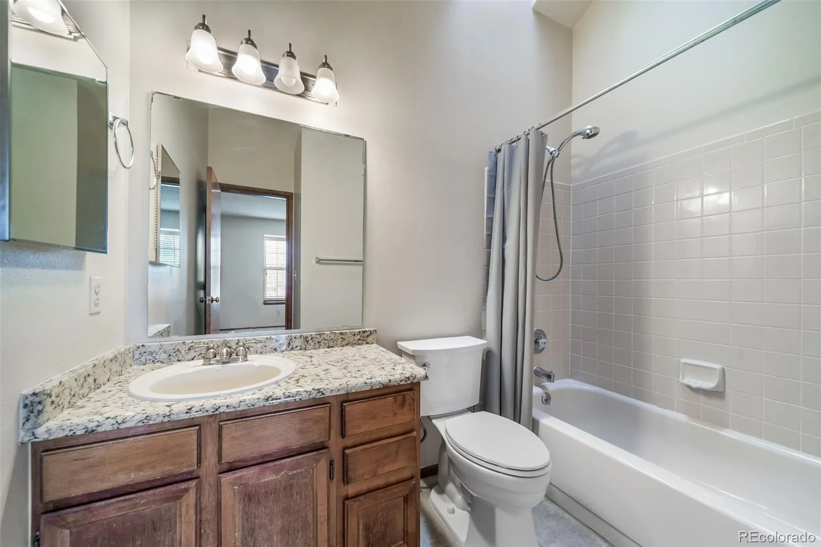 04102026165318 1600 26