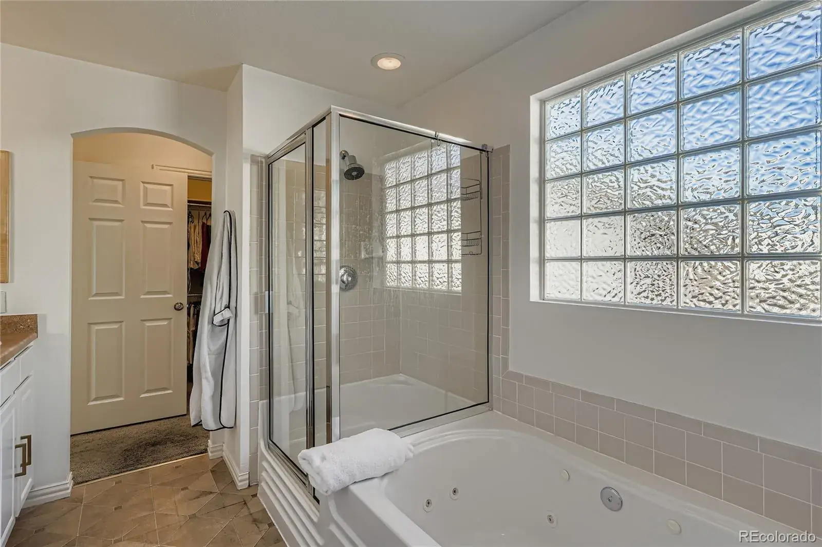 8300 Fairmount Drive #TT104 Denver CO 80247 MLS #REC9782743 01142026201912 1600 15