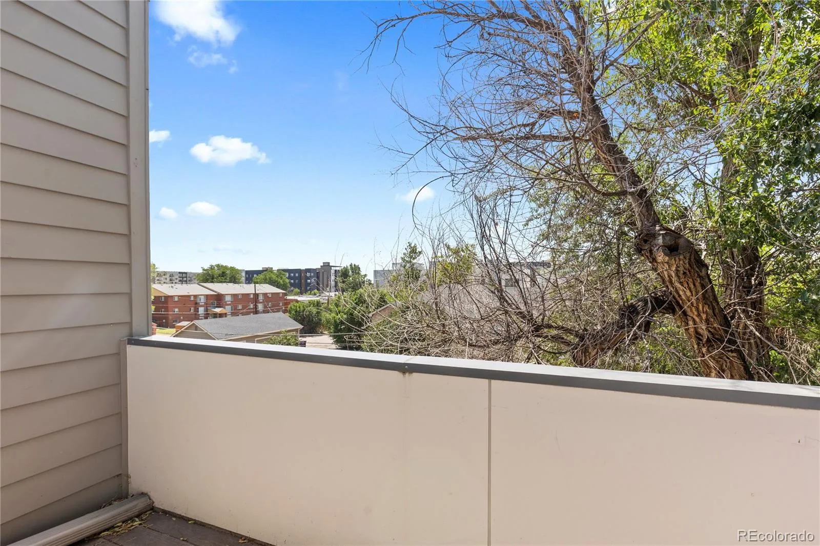 3295 W 17th Avenue Denver CO 80204 | MLS #REC9783180 08112026223951 1600 31