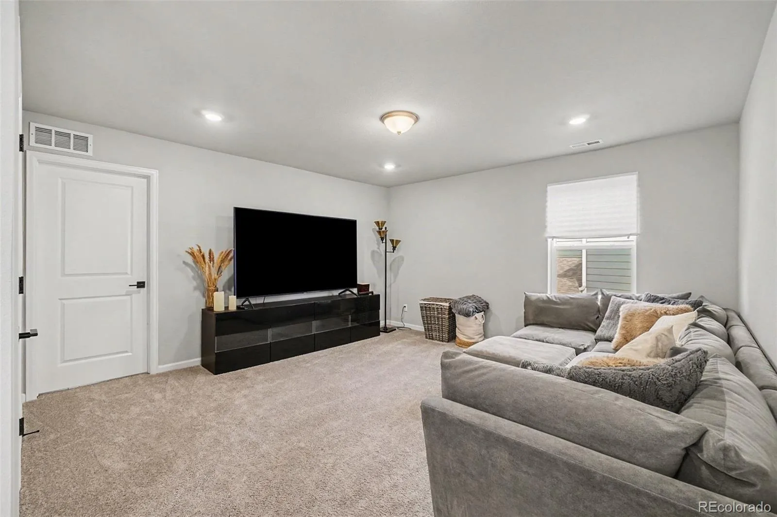 2941 S Flat Circle Longmont CO 80503 | MLS #REC9783574 06232026002414 1600 13