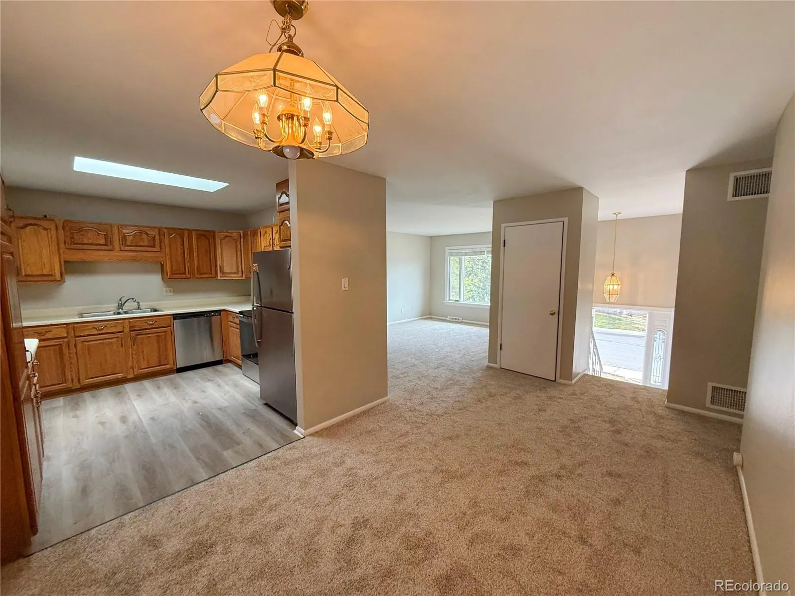 1437 S Yank Street Lakewood CO 80228 MLS #REC9785612 05012026173329 1600 21