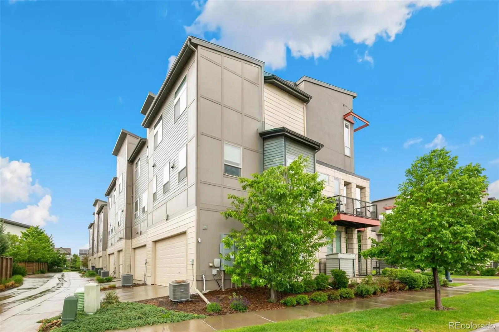 7939 E 54th Place Denver CO 80238 | MLS #REC9785902 05202026002409 1600 21
