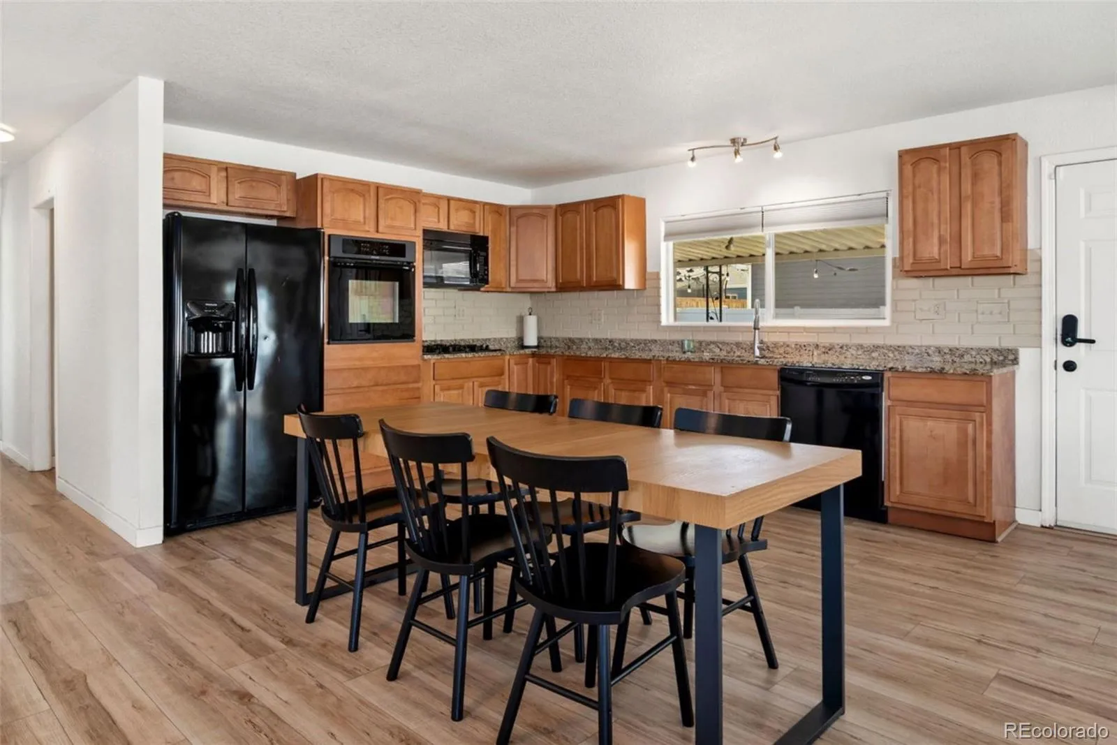 04152026210904 1600 3