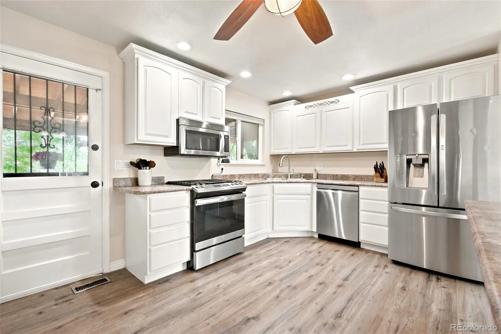 4494 S Alkire Street Morrison CO 80465 | MLS #REC9787703 07292026182545 1600 15