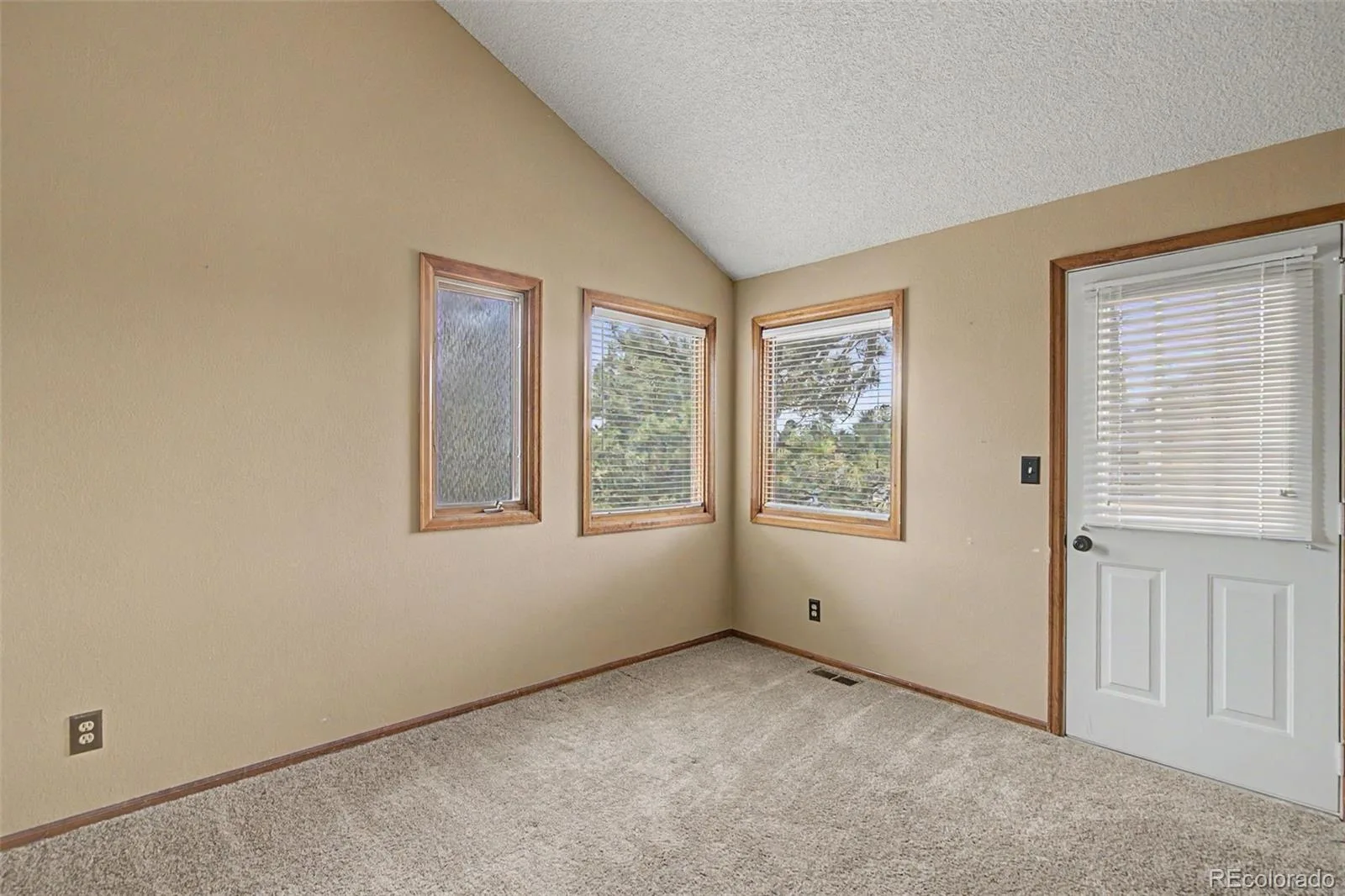 6418 Ponderosa Way Parker CO 80134 | MLS #REC9789134 07142026070533 1600 36