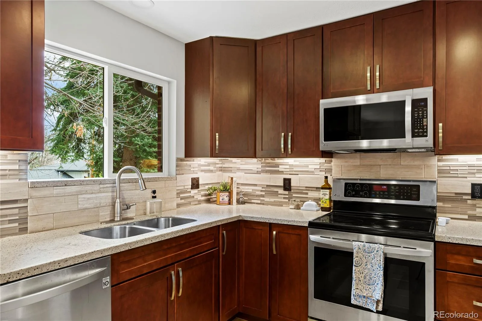 5866 Parfet Court Arvada CO 80004 MLS #REC9791588 06222026215146 1600 8
