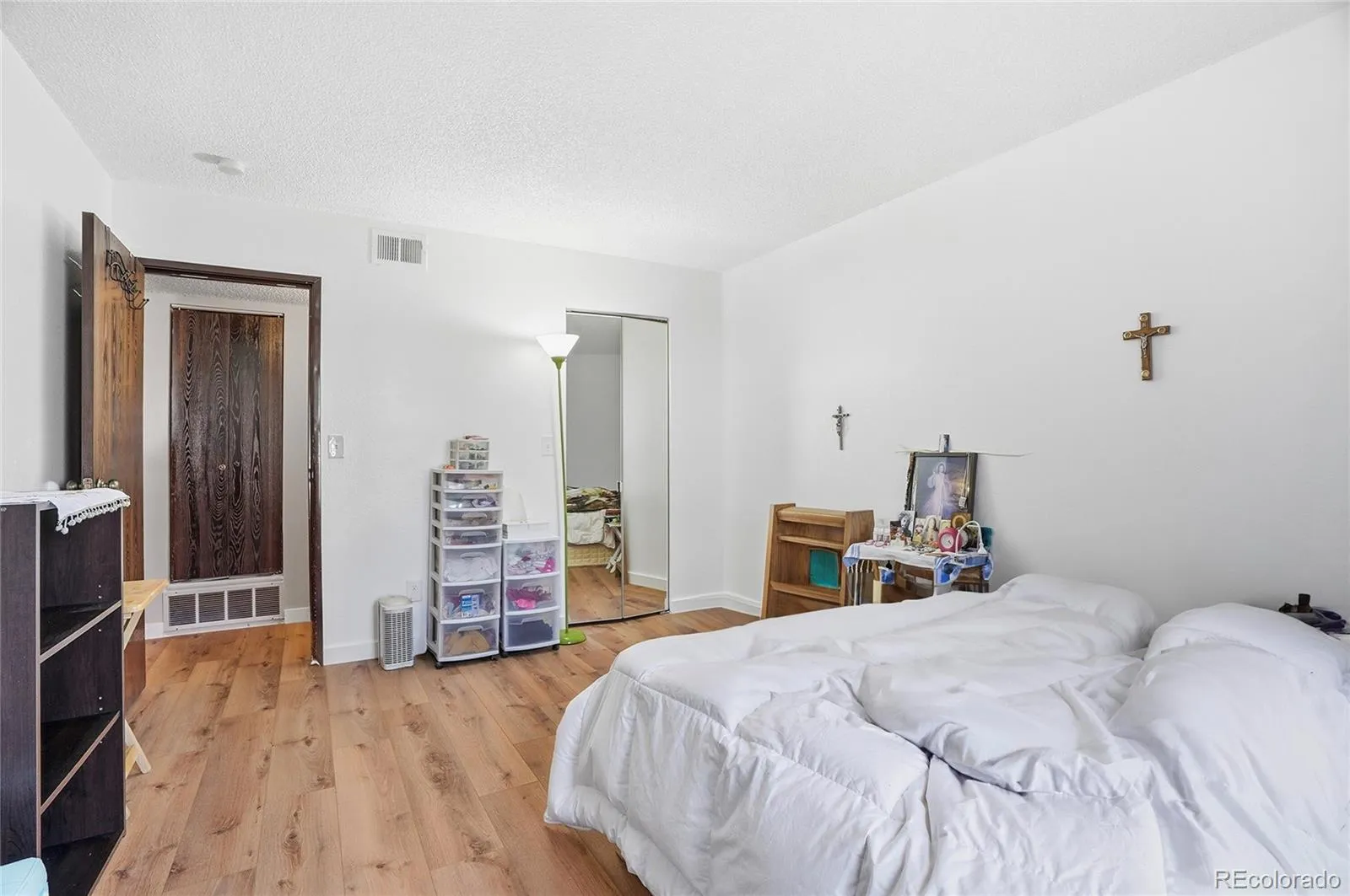 11983 E Harvard Avenue #106 Aurora CO 80014 MLS #REC9791649 04042026023538 1600 15