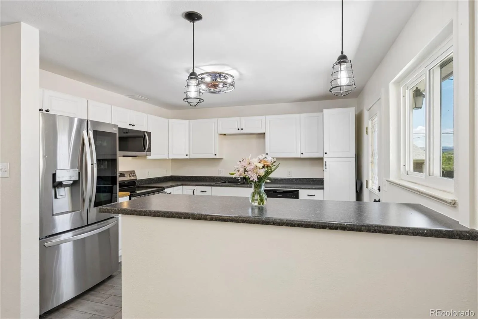 6017 Vivian Court Arvada CO 80004 | MLS #REC9792010 08052026210923 1600 4
