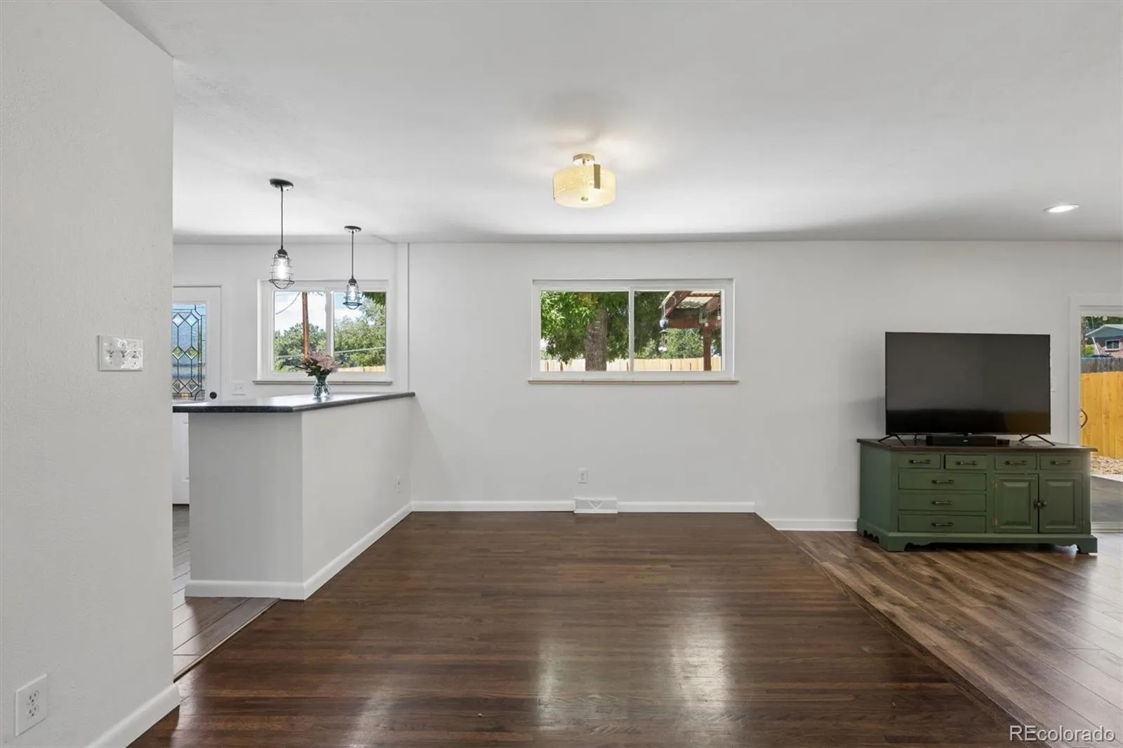 6017 Vivian Court Arvada CO 80004 | MLS #REC9792010 08052026210923 1600 6