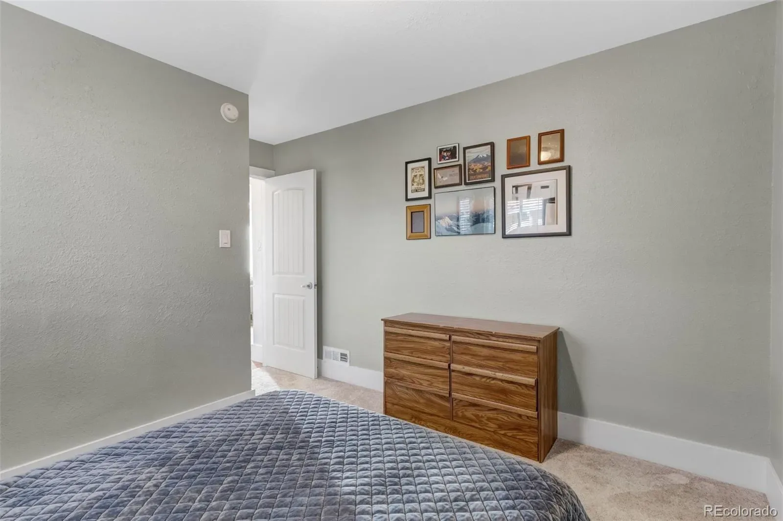 03092026204125 1600 16