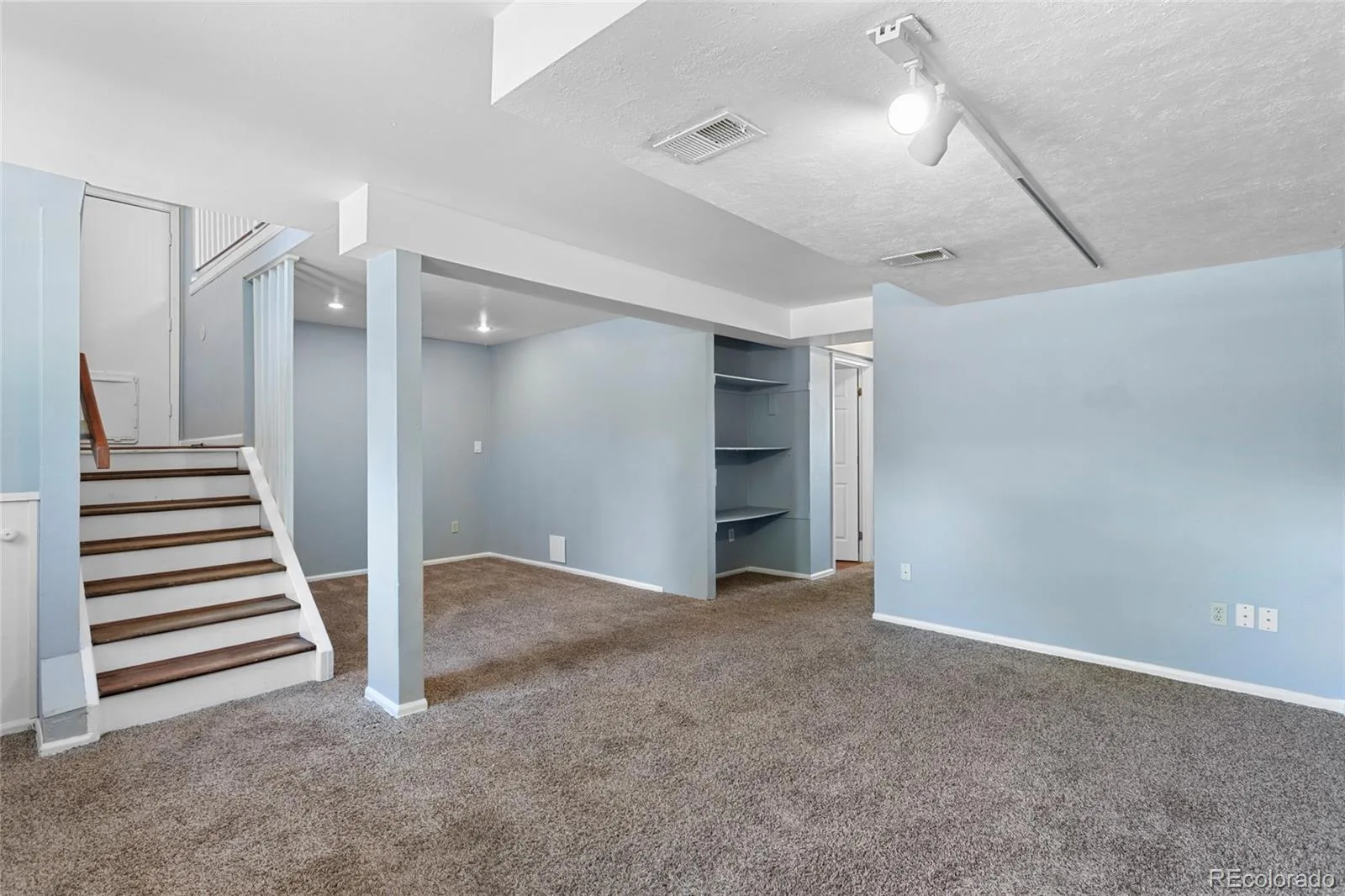 1495 S Biscay Court Aurora CO 80017 | MLS #REC9794619 07252026020616 1600 13