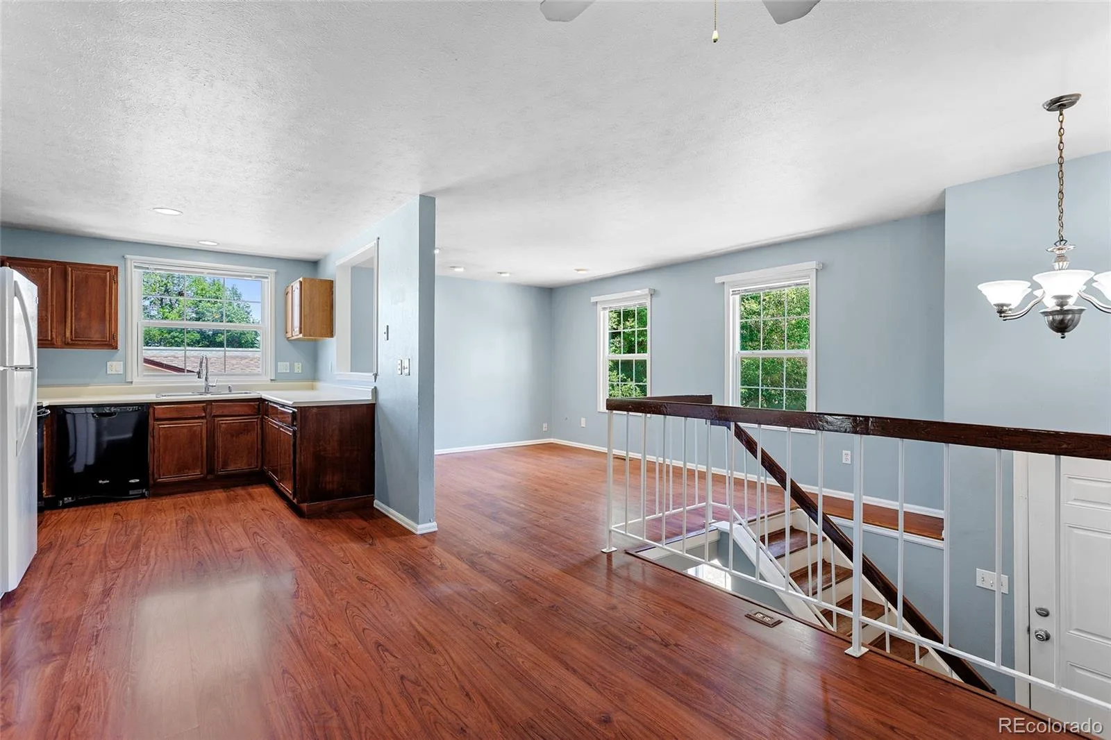 1495 S Biscay Court Aurora CO 80017 | MLS #REC9794619 07252026020616 1600 2
