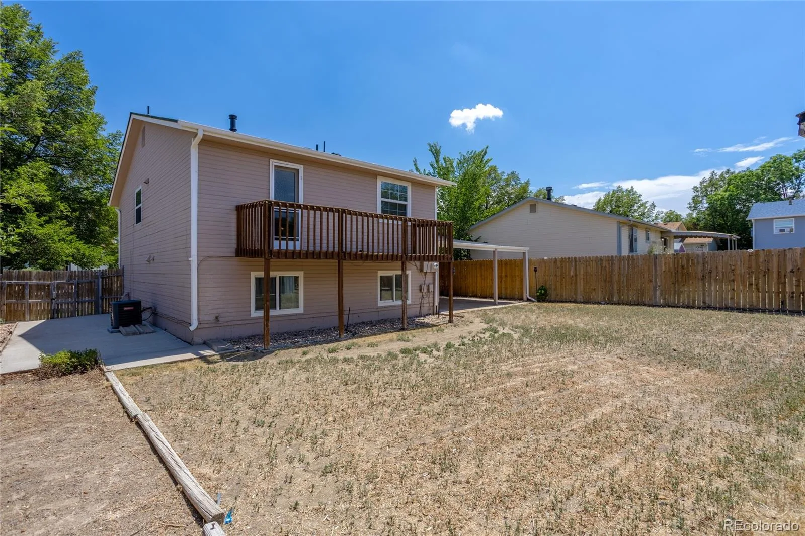 1495 S Biscay Court Aurora CO 80017 | MLS #REC9794619 07252026020616 1600 22