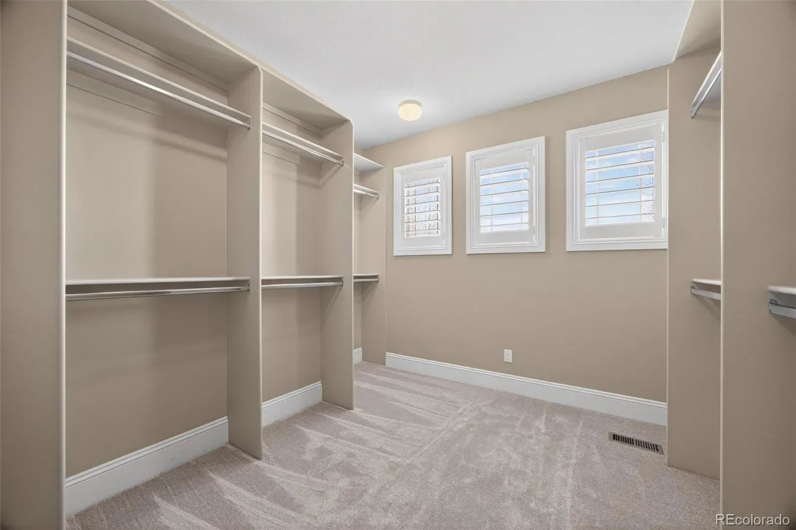 03152026214103 1600 30