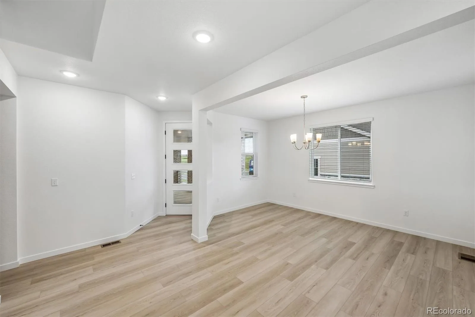 3731 N Hayleyville Street Aurora CO 80019 MLS #REC9795357 06082026213047 1600 2