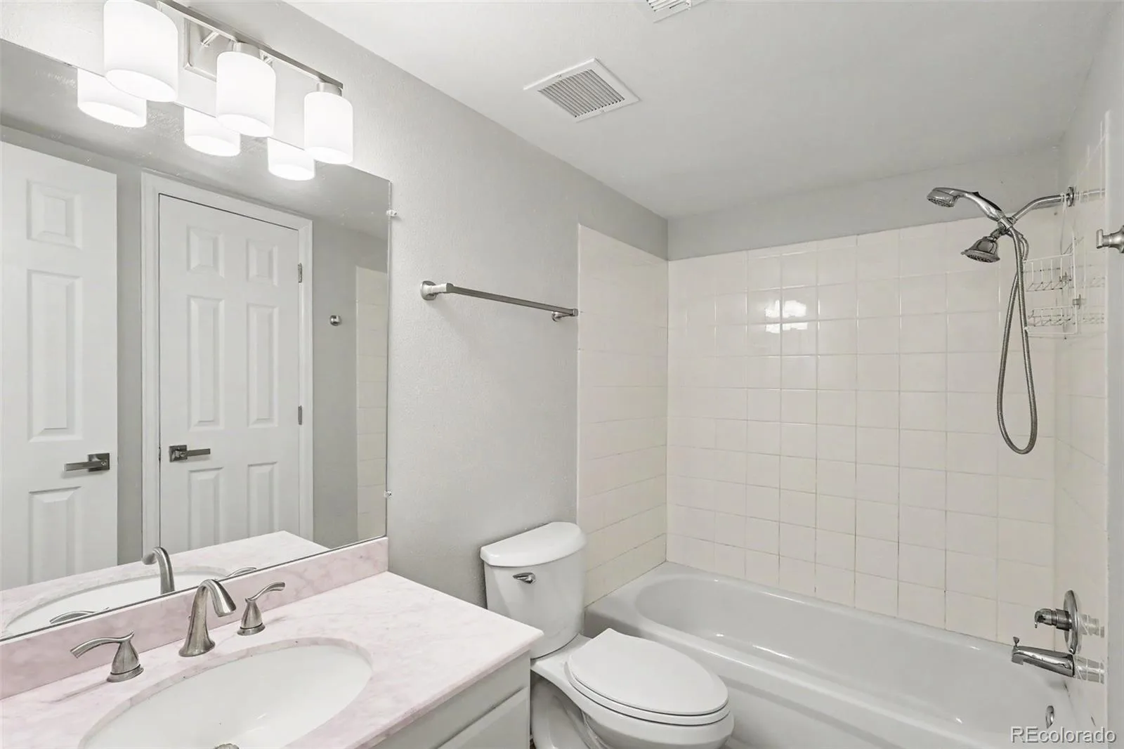 4310 S Andes Way #203 Aurora CO 80015 | MLS #REC9797858 09222026171002 1600 11