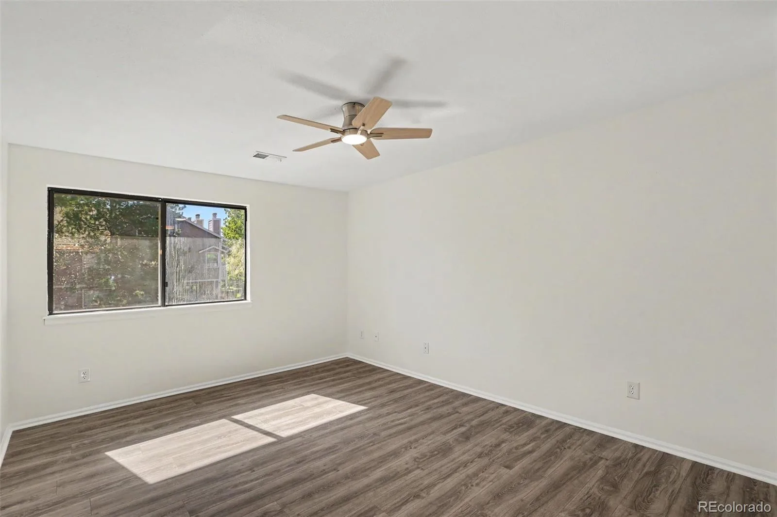 4310 S Andes Way #203 Aurora CO 80015 | MLS #REC9797858 09222026171002 1600 7
