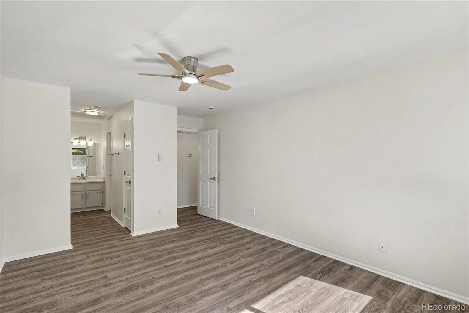 4310 S Andes Way #203 Aurora CO 80015 | MLS #REC9797858 09222026171002 1600 8