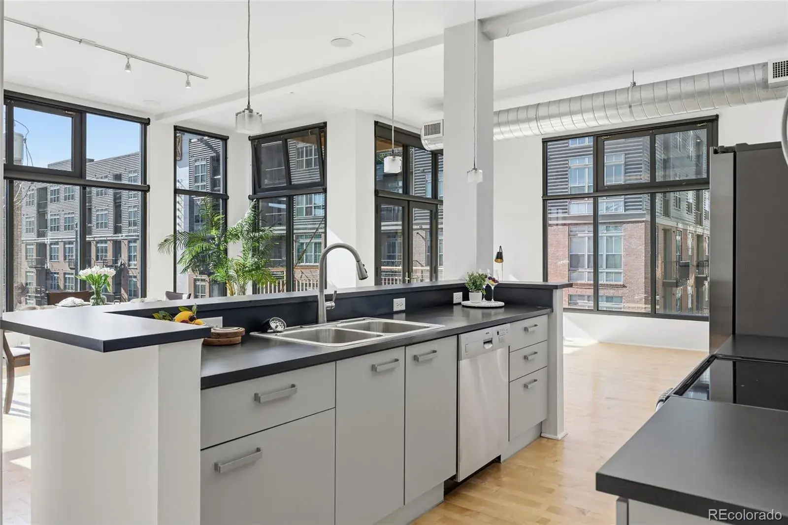 02102026003035 1600 15