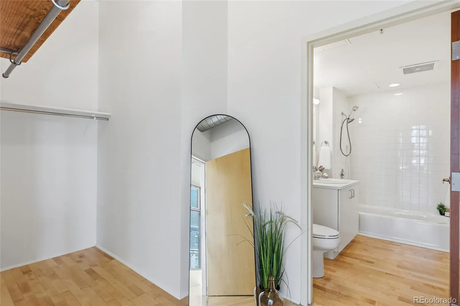 02102026003035 1600 23